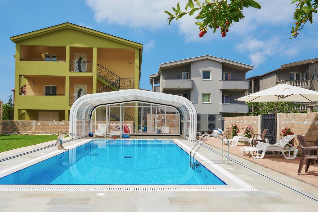 Apartments Villa Fourtuna Bar Exterior photo
